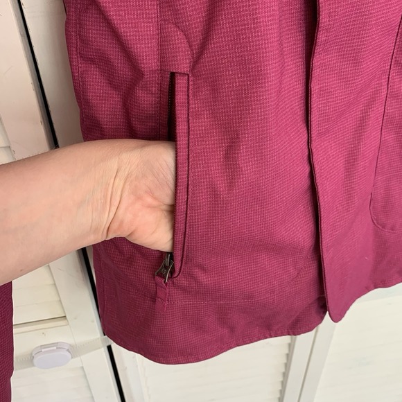 Burton DRYRIDE Womens XS Snowboard Ski Jacket Coat Pink Hooded Vented Winter - Picture 4 of 15